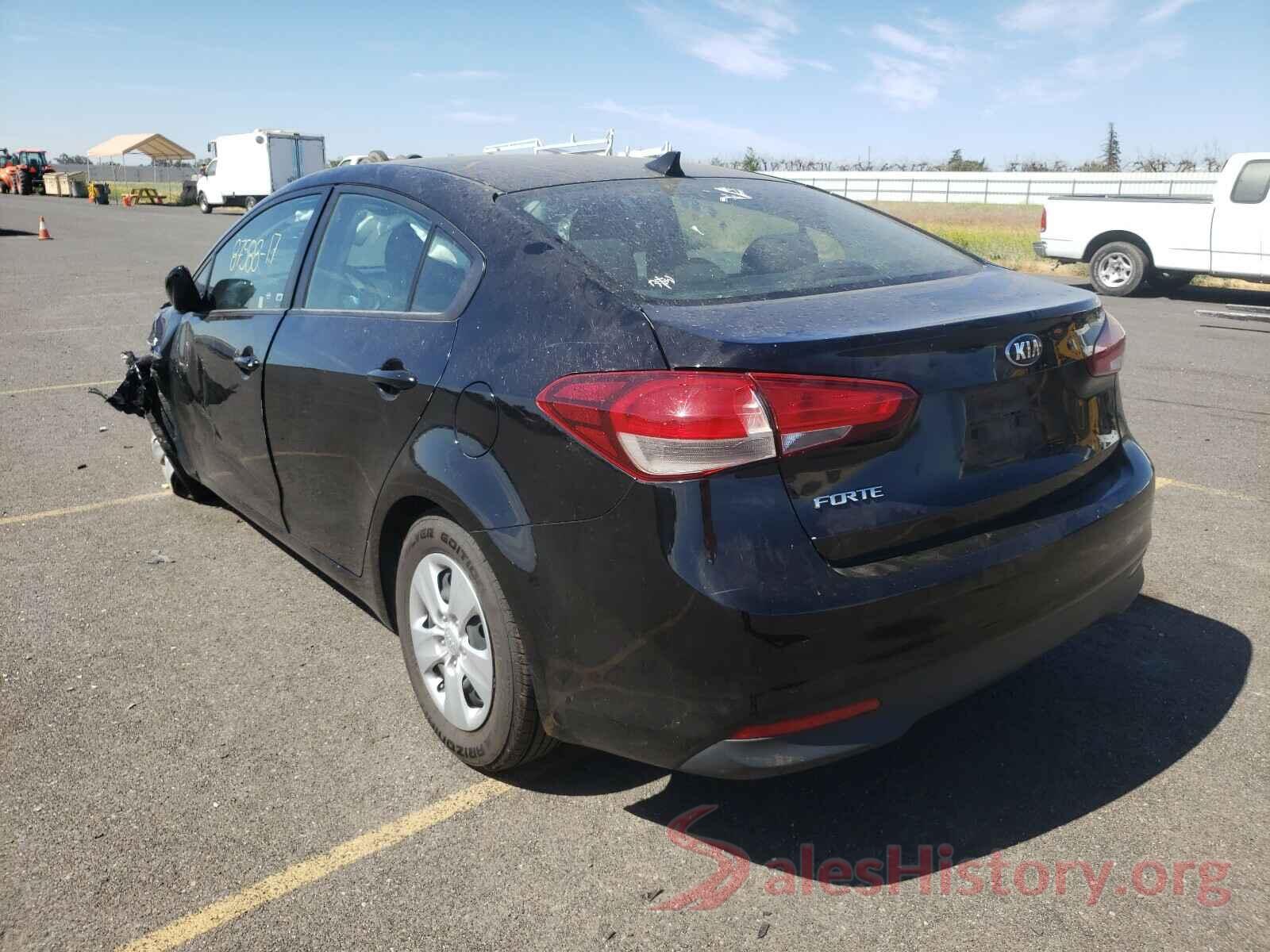 3KPFK4A76HE077532 2017 KIA FORTE