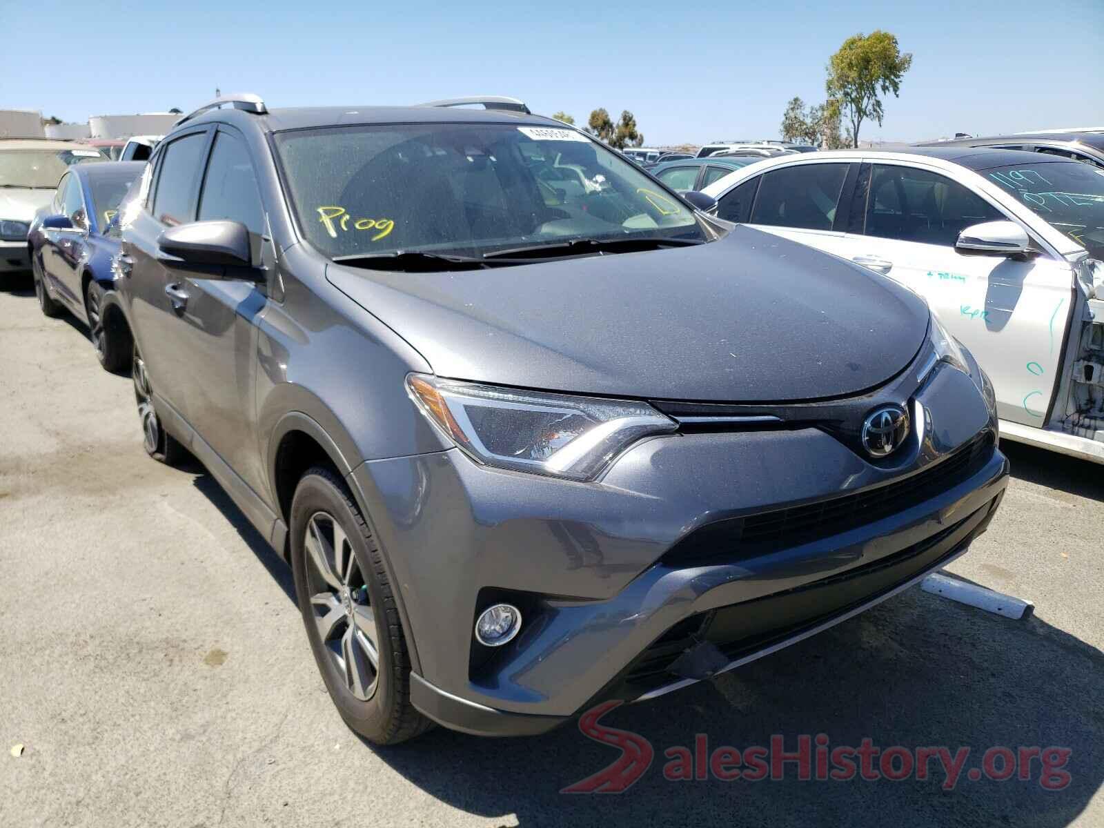 JTMWFREV6JD125452 2018 TOYOTA RAV4