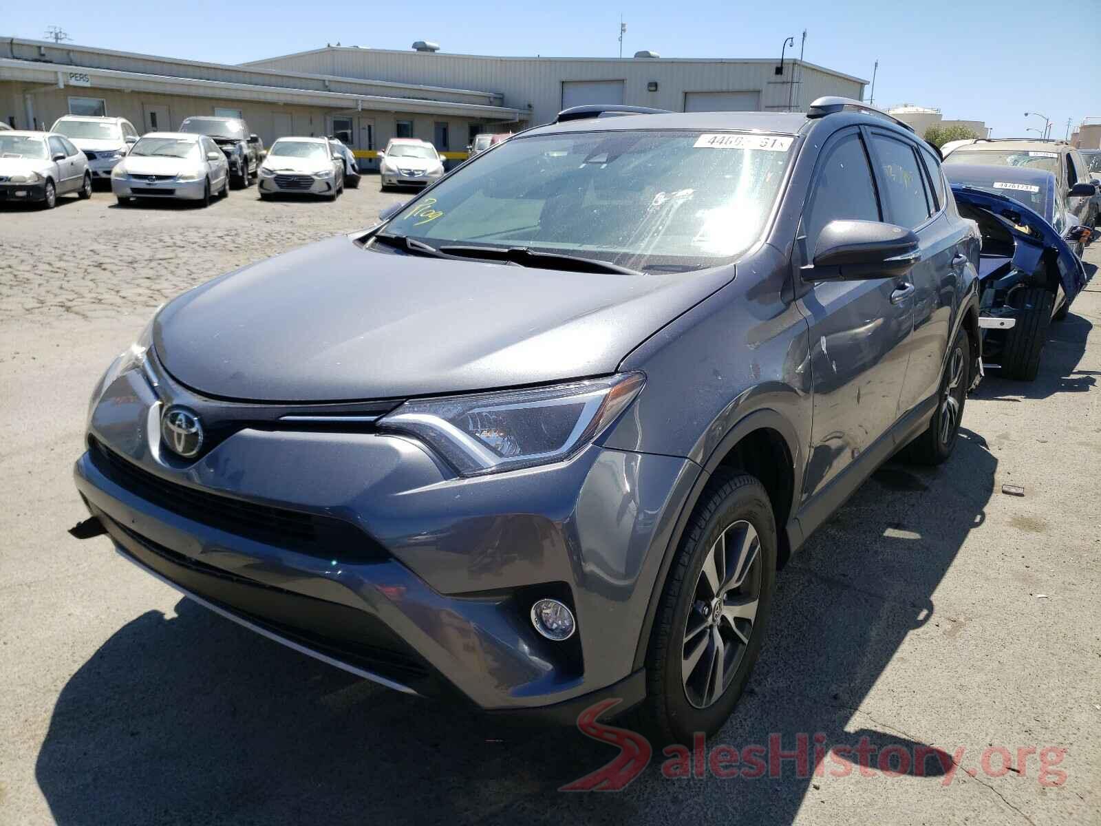 JTMWFREV6JD125452 2018 TOYOTA RAV4