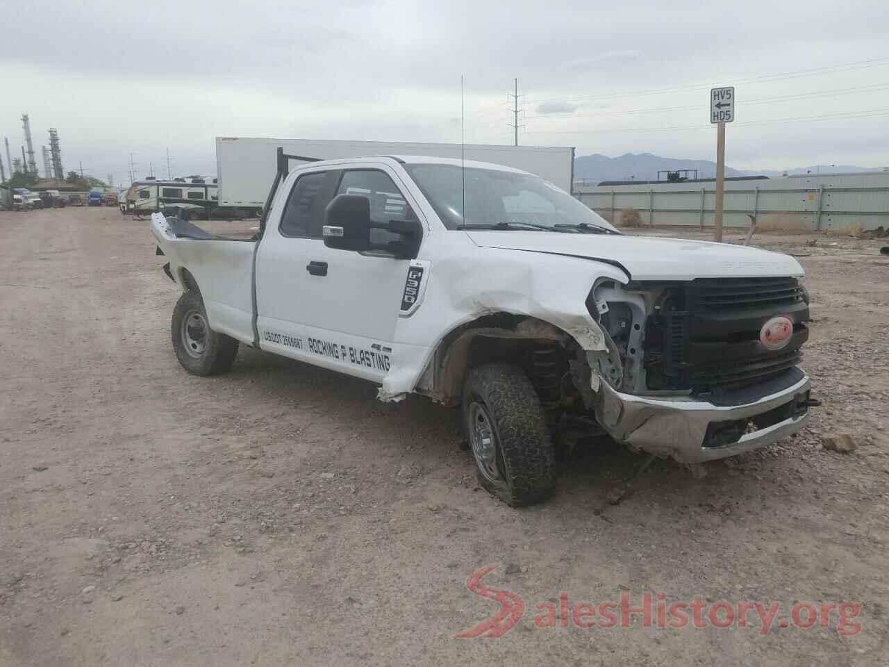 1FT8X3BTXHED78820 2017 FORD F350