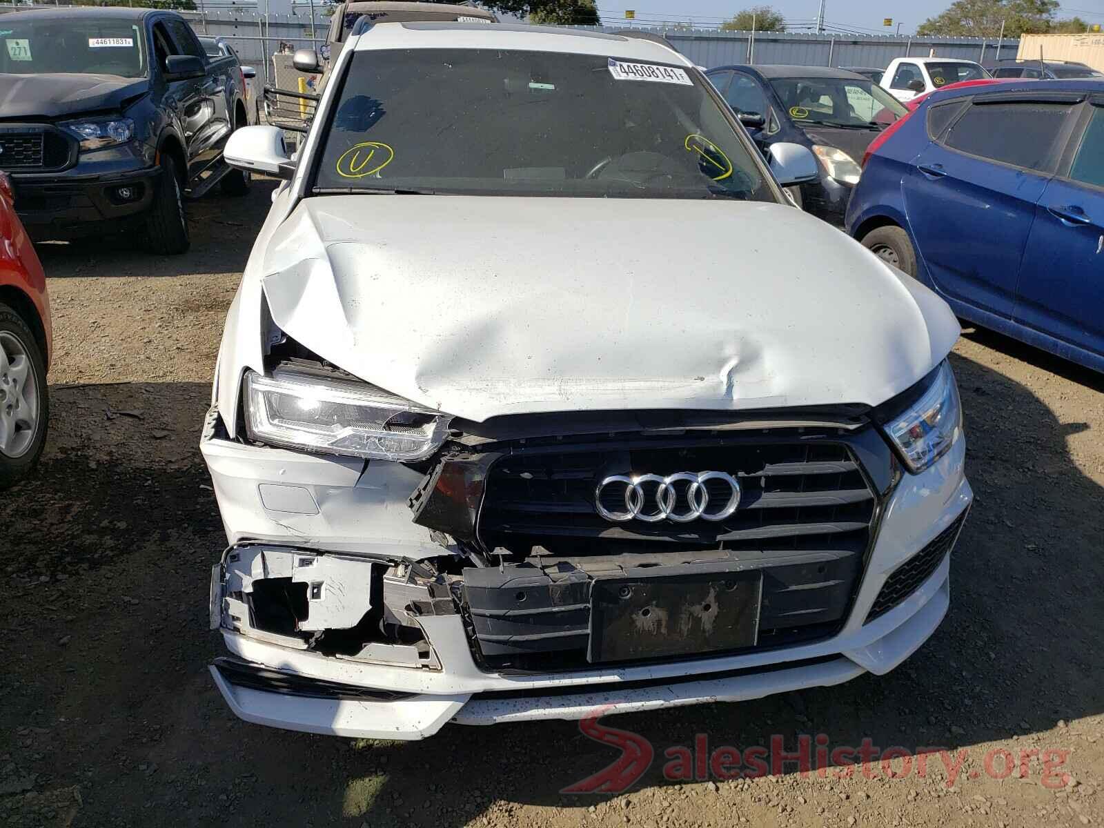 WA1JCCFSXJR005025 2018 AUDI Q3