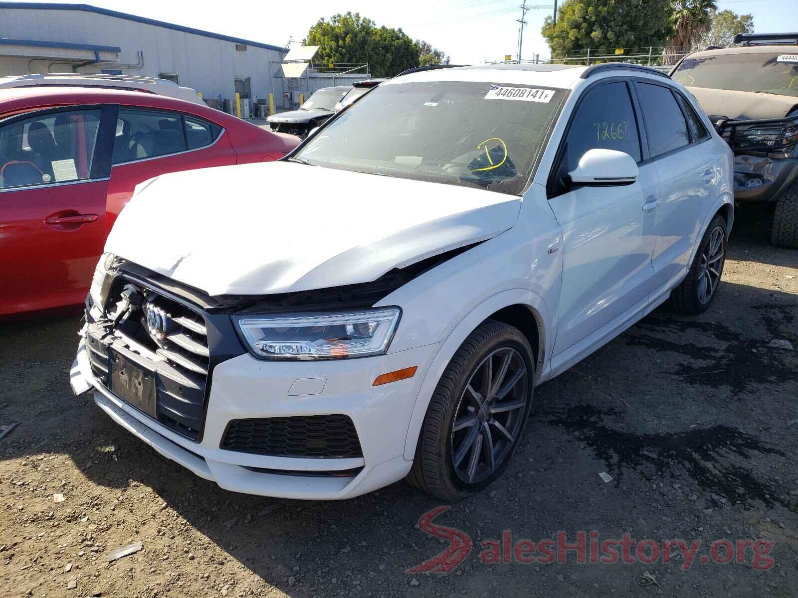 WA1JCCFSXJR005025 2018 AUDI Q3