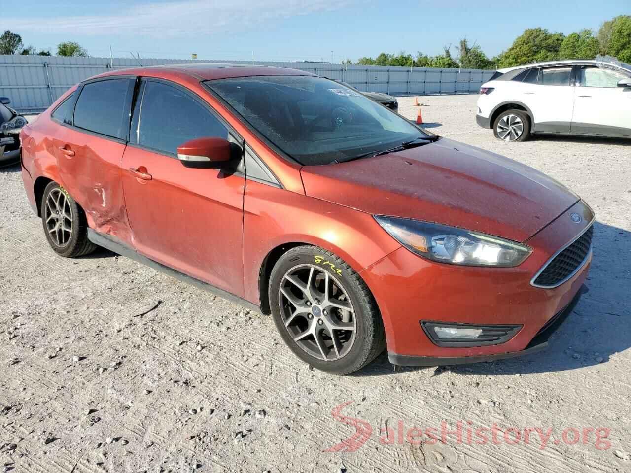 1FADP3H26JL277567 2018 FORD FOCUS