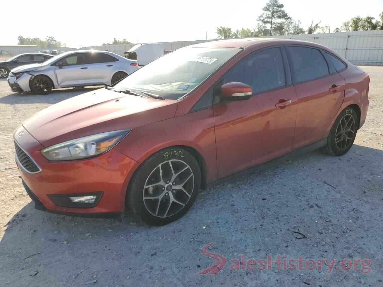 1FADP3H26JL277567 2018 FORD FOCUS