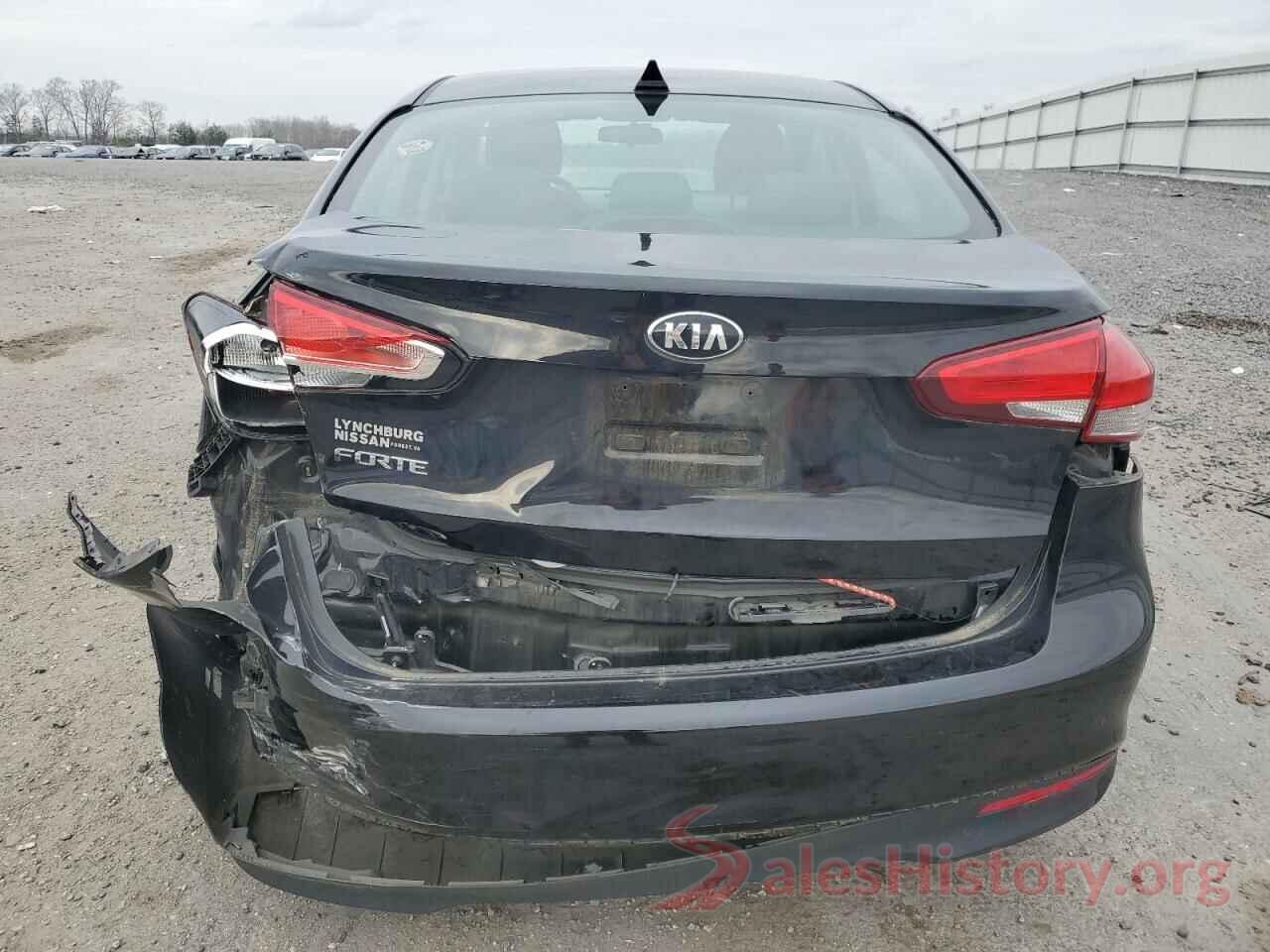 3KPFL4A7XJE247930 2018 KIA FORTE