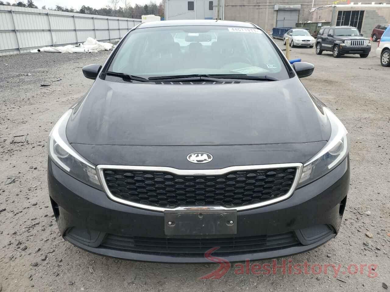 3KPFL4A7XJE247930 2018 KIA FORTE