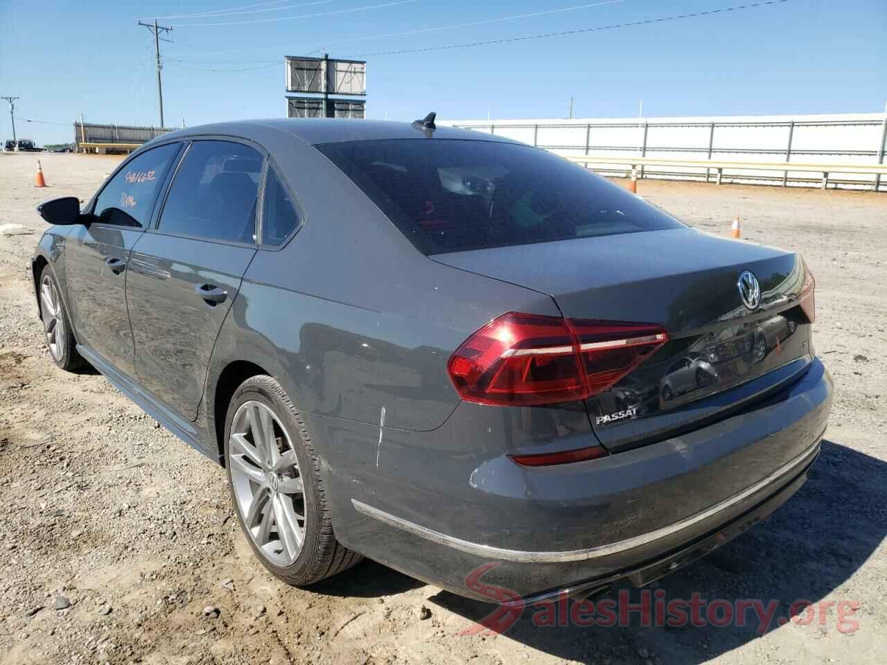 1VWAA7A35JC005629 2018 VOLKSWAGEN PASSAT