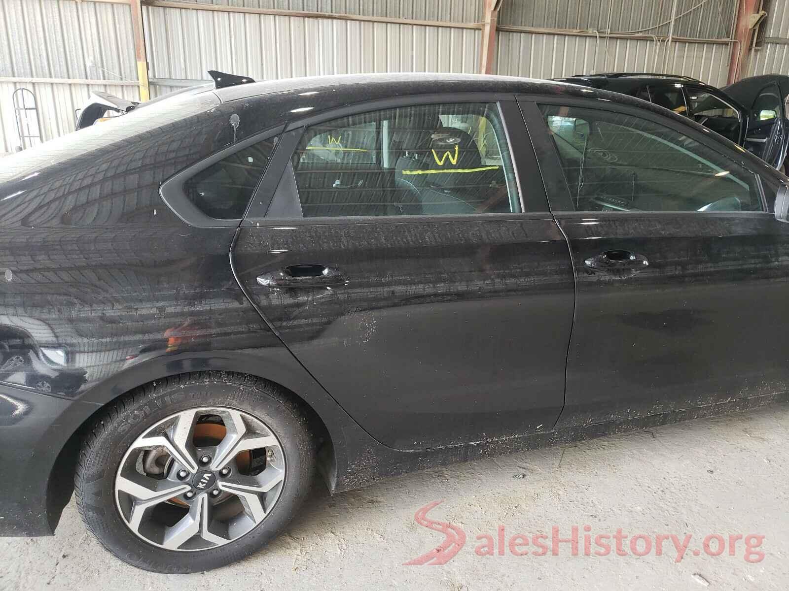 3KPF24AD4LE257493 2020 KIA FORTE