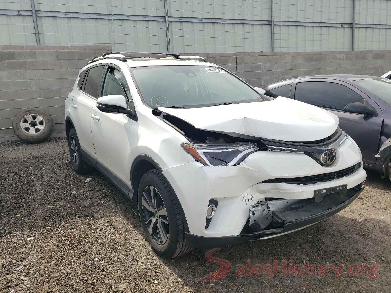 2T3RFREV9JW808620 2018 TOYOTA RAV4