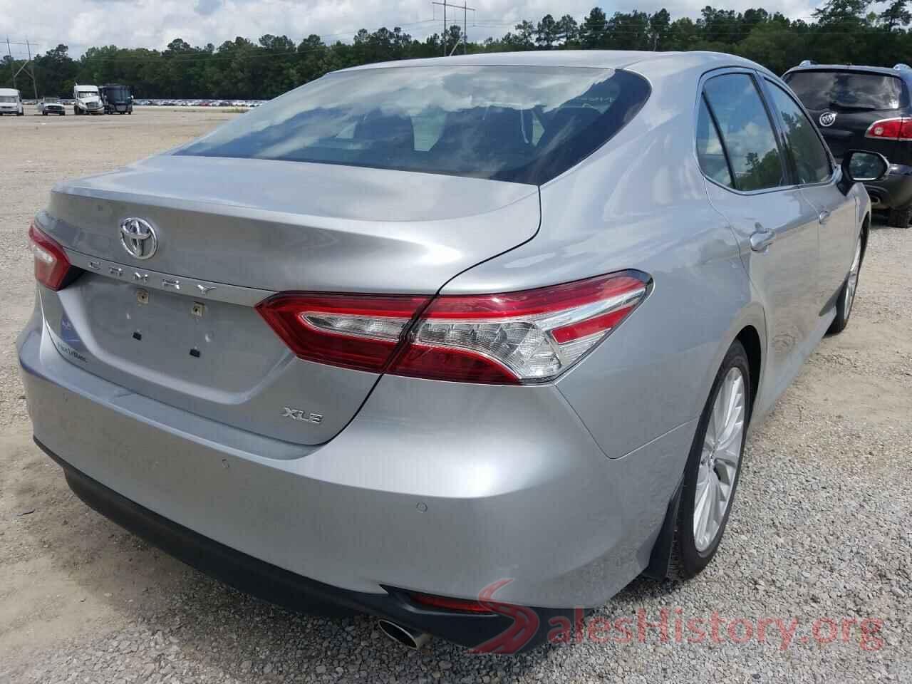 4T1B11HK5JU011776 2018 TOYOTA CAMRY