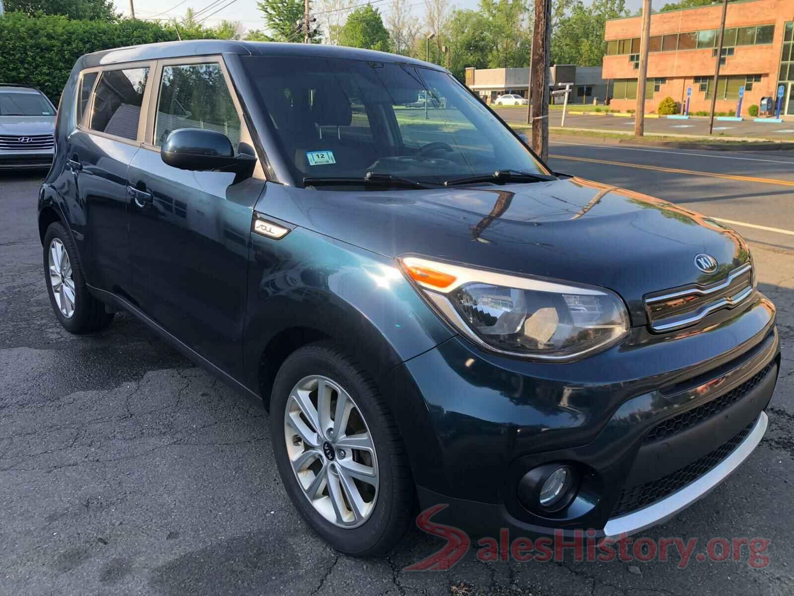 KNDJP3A53H7426165 2017 KIA SOUL