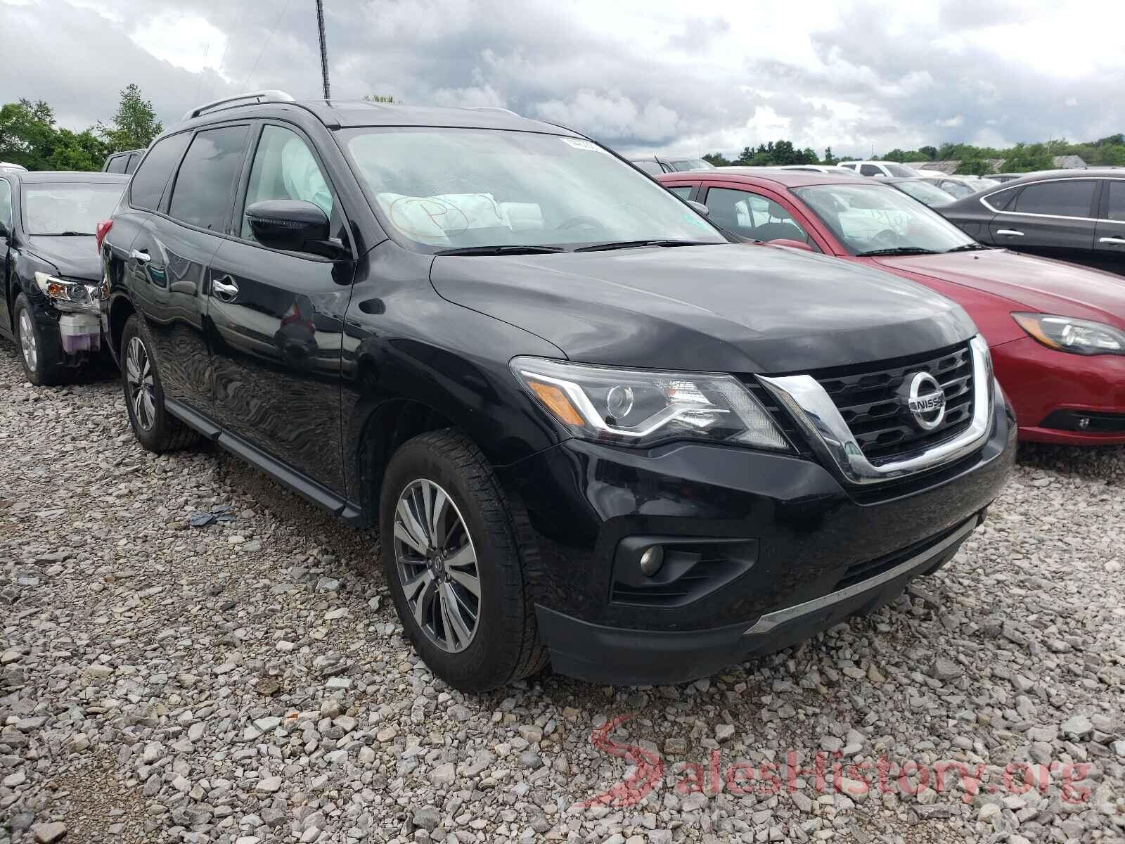 5N1DR2MM2JC608923 2018 NISSAN PATHFINDER