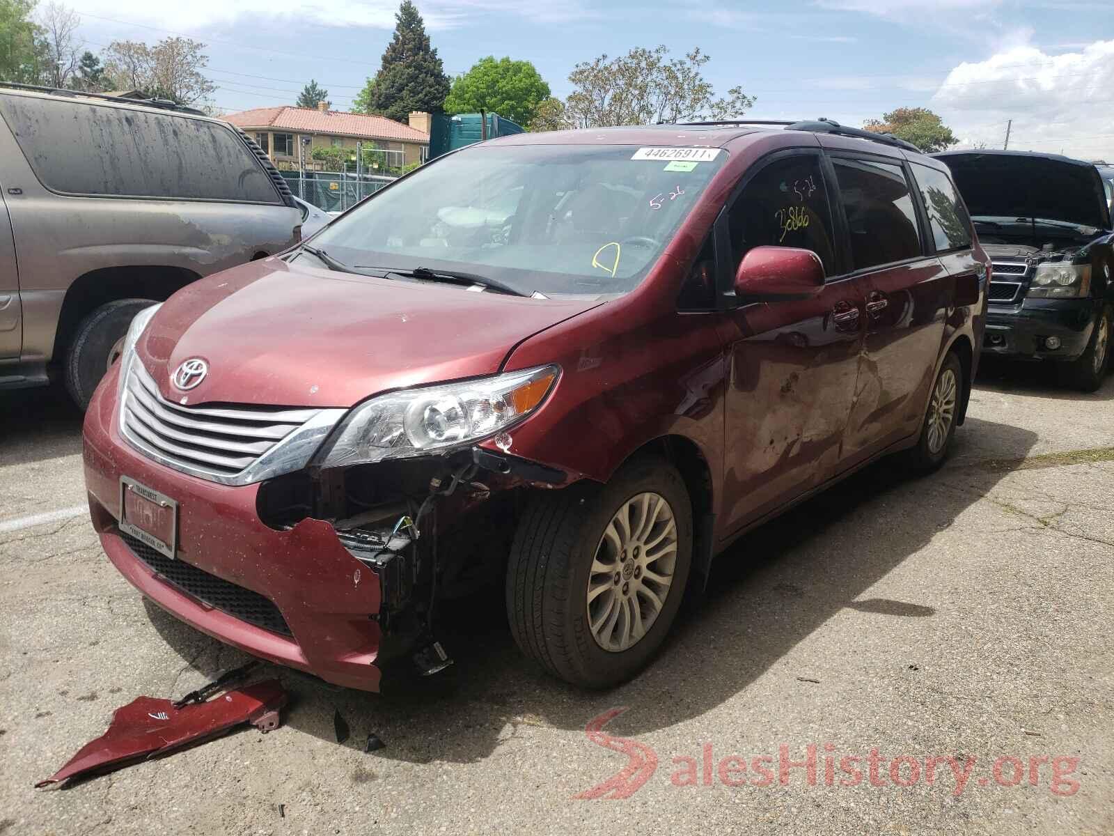 5TDYZ3DC2HS778646 2017 TOYOTA SIENNA