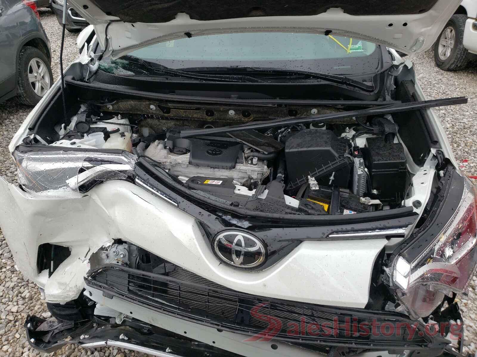 JTMDFREV3JJ231446 2018 TOYOTA RAV4