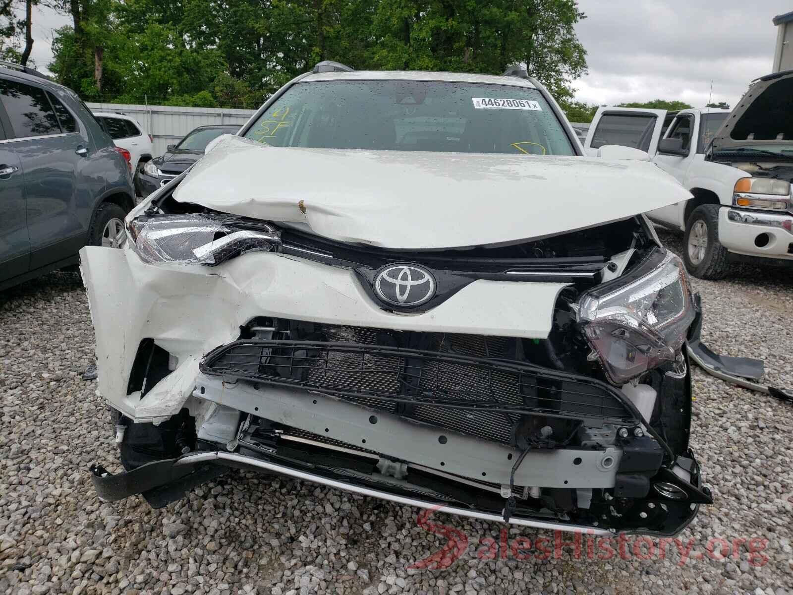 JTMDFREV3JJ231446 2018 TOYOTA RAV4