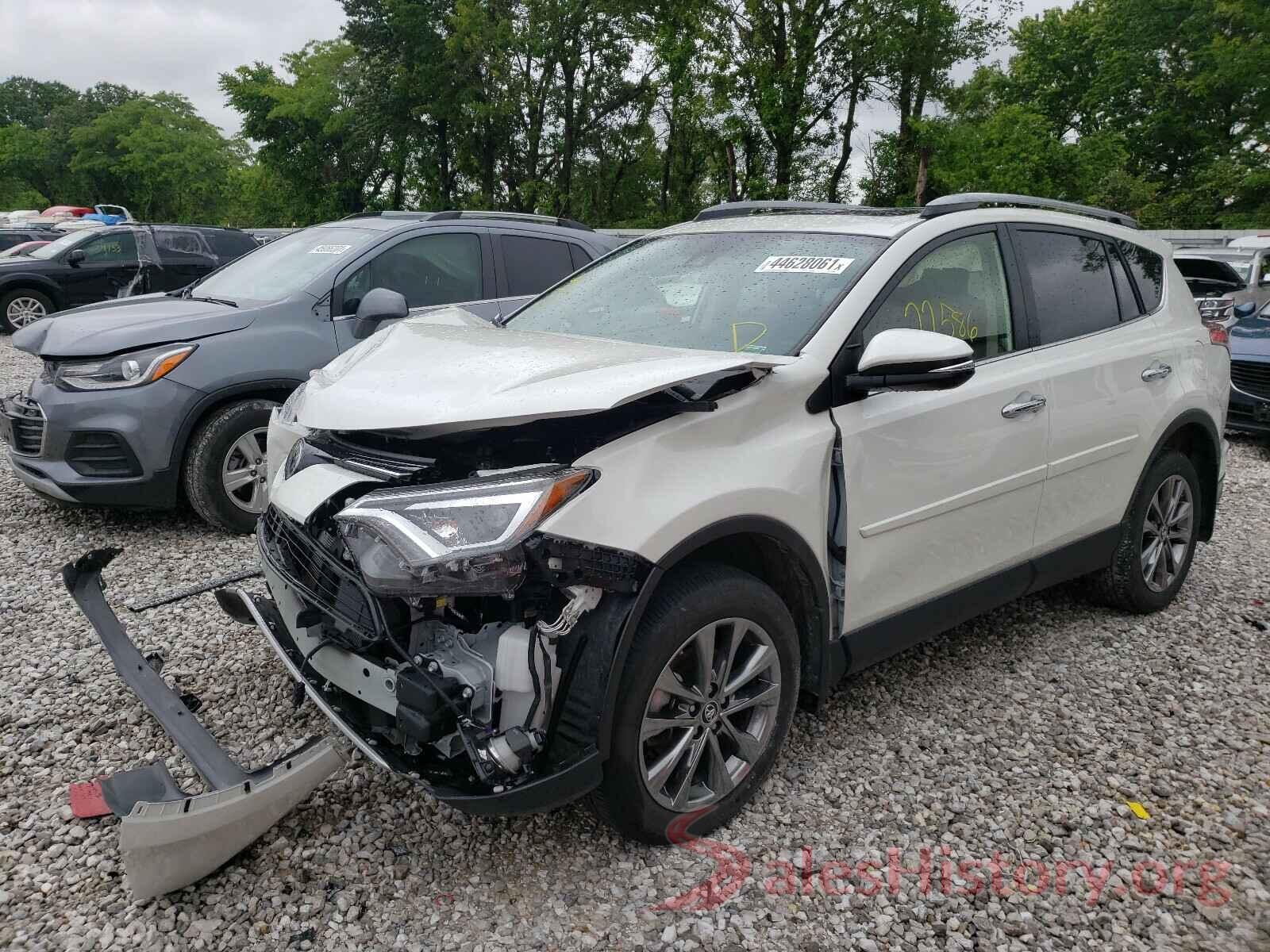 JTMDFREV3JJ231446 2018 TOYOTA RAV4