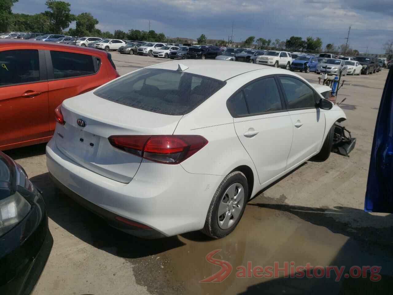 3KPFK4A74JE268307 2018 KIA FORTE