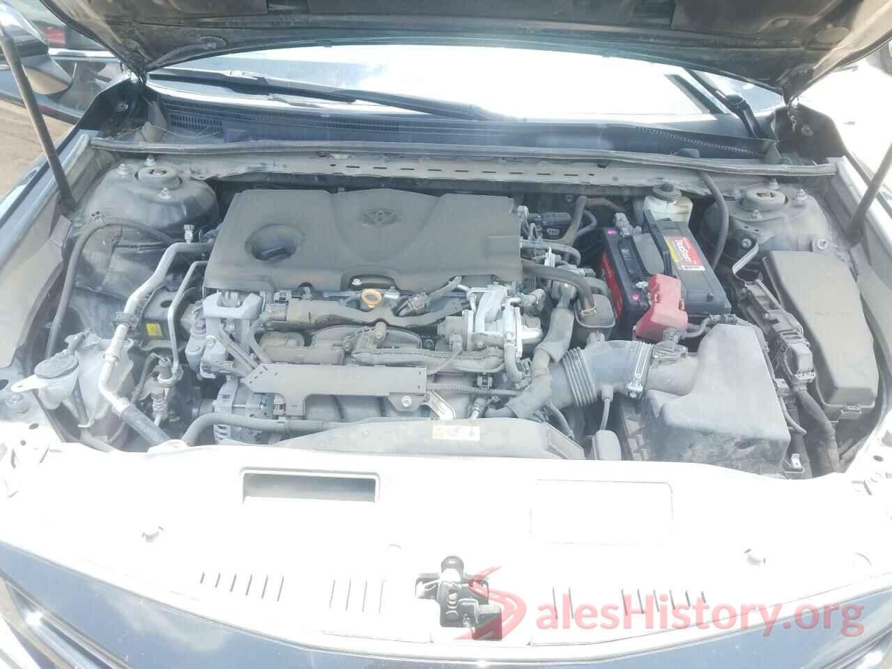 4T1B11HK3JU576821 2018 TOYOTA CAMRY