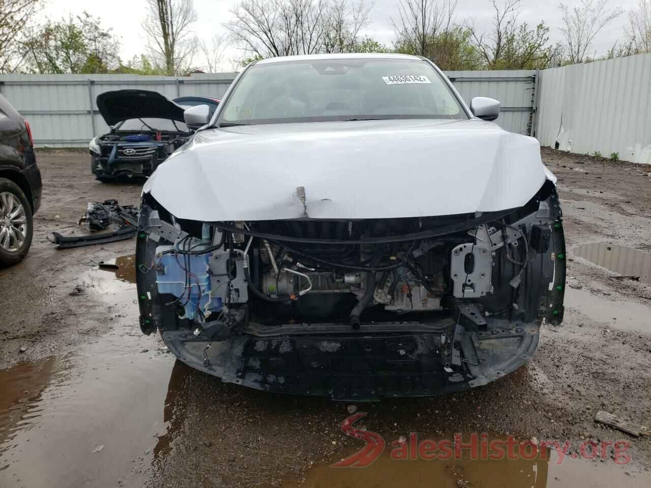 JM3KFBDMXJ0423001 2018 MAZDA CX-5