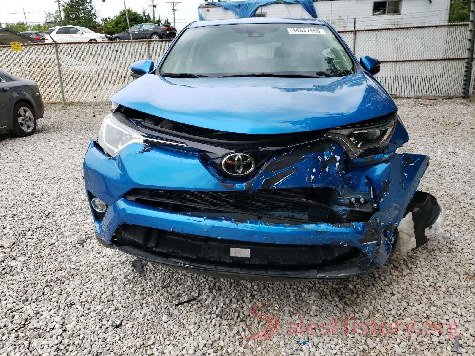 2T3RFREV5JW697998 2018 TOYOTA RAV4