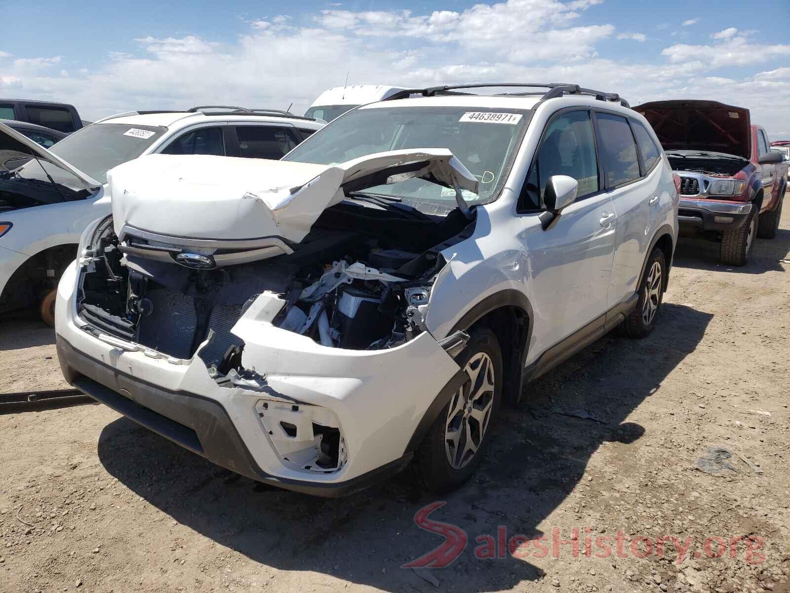 JF2SKAGC9KH556841 2019 SUBARU FORESTER