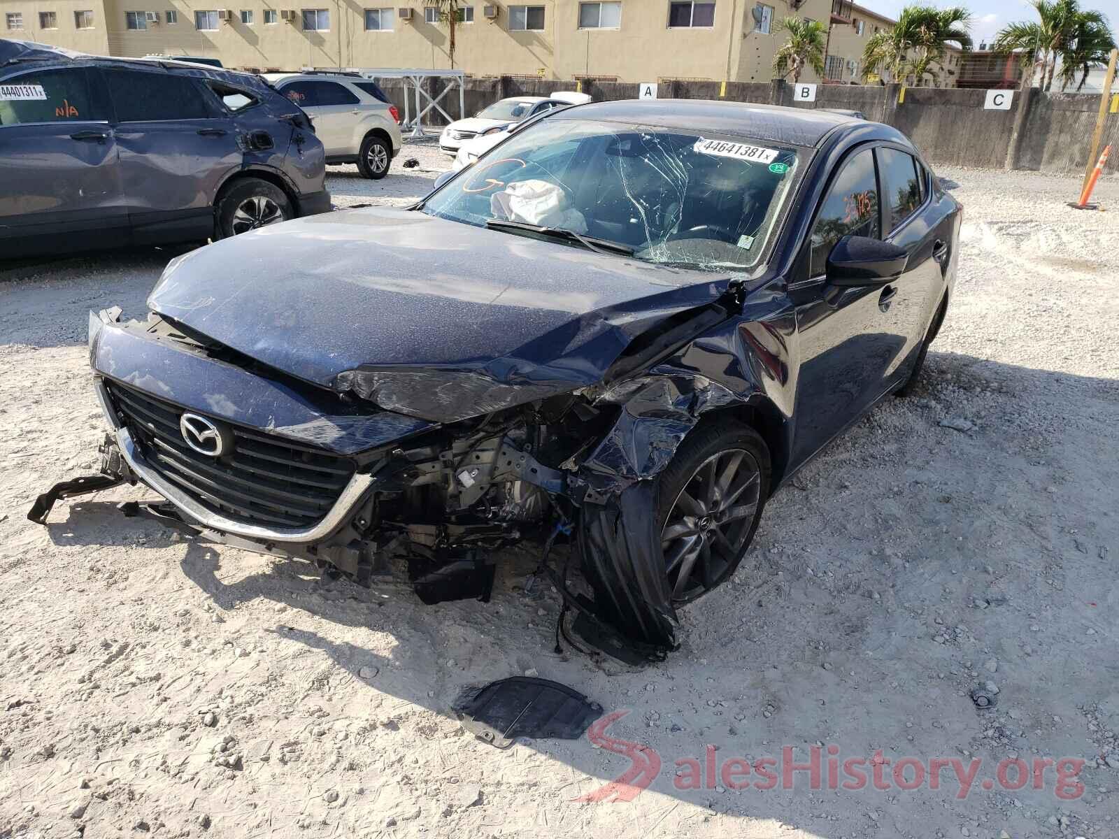 3MZBN1V39JM265420 2018 MAZDA 3