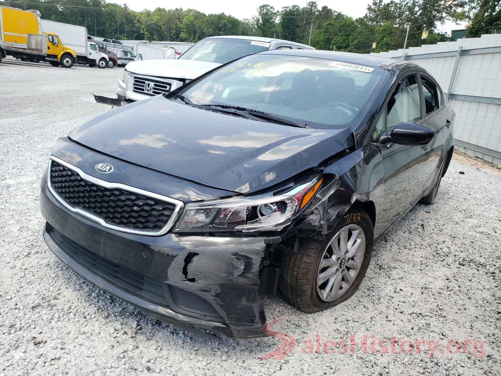 3KPFL4A75HE105186 2017 KIA FORTE