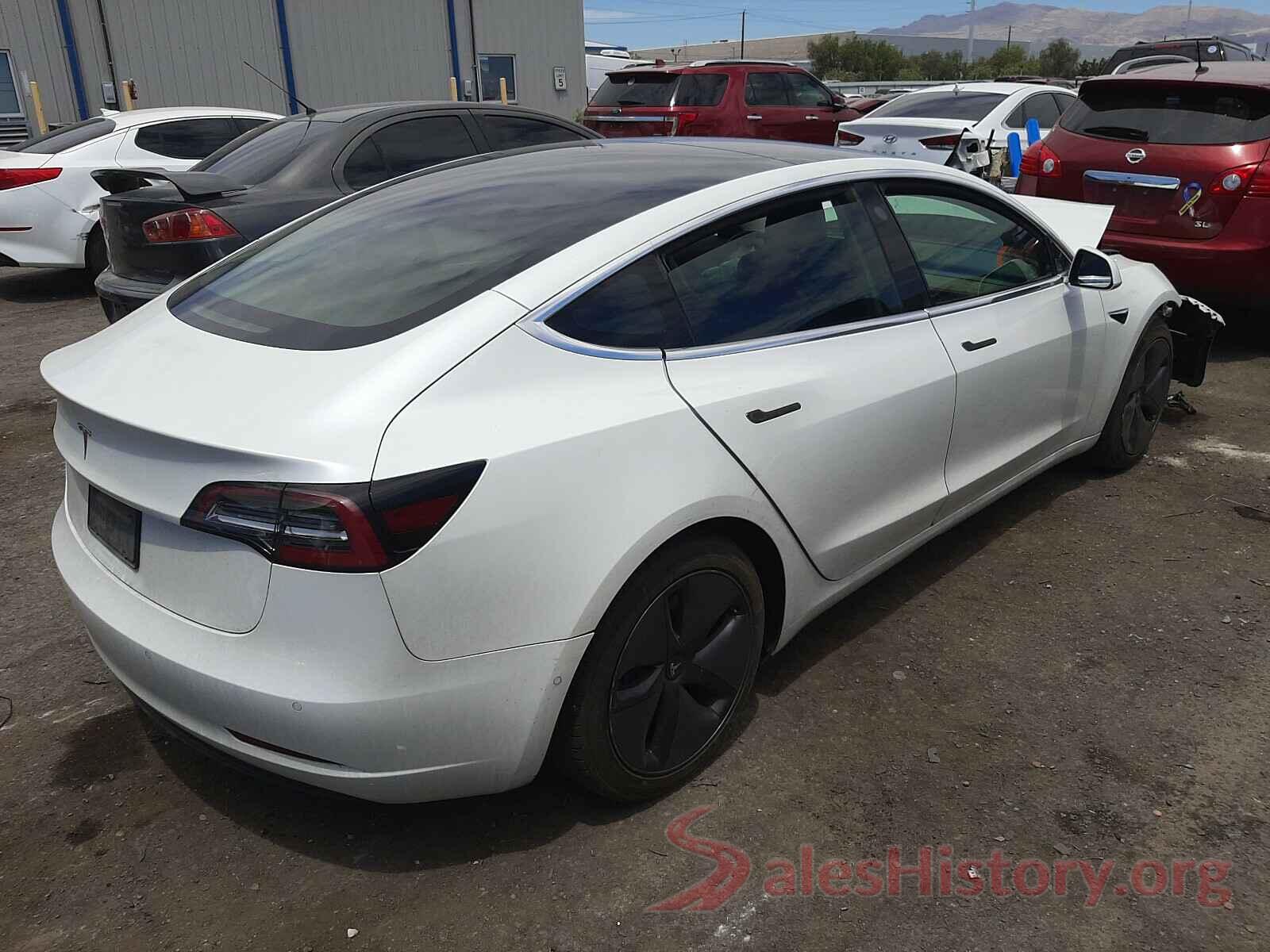 5YJ3E1EA8JF162211 2018 TESLA MODEL 3