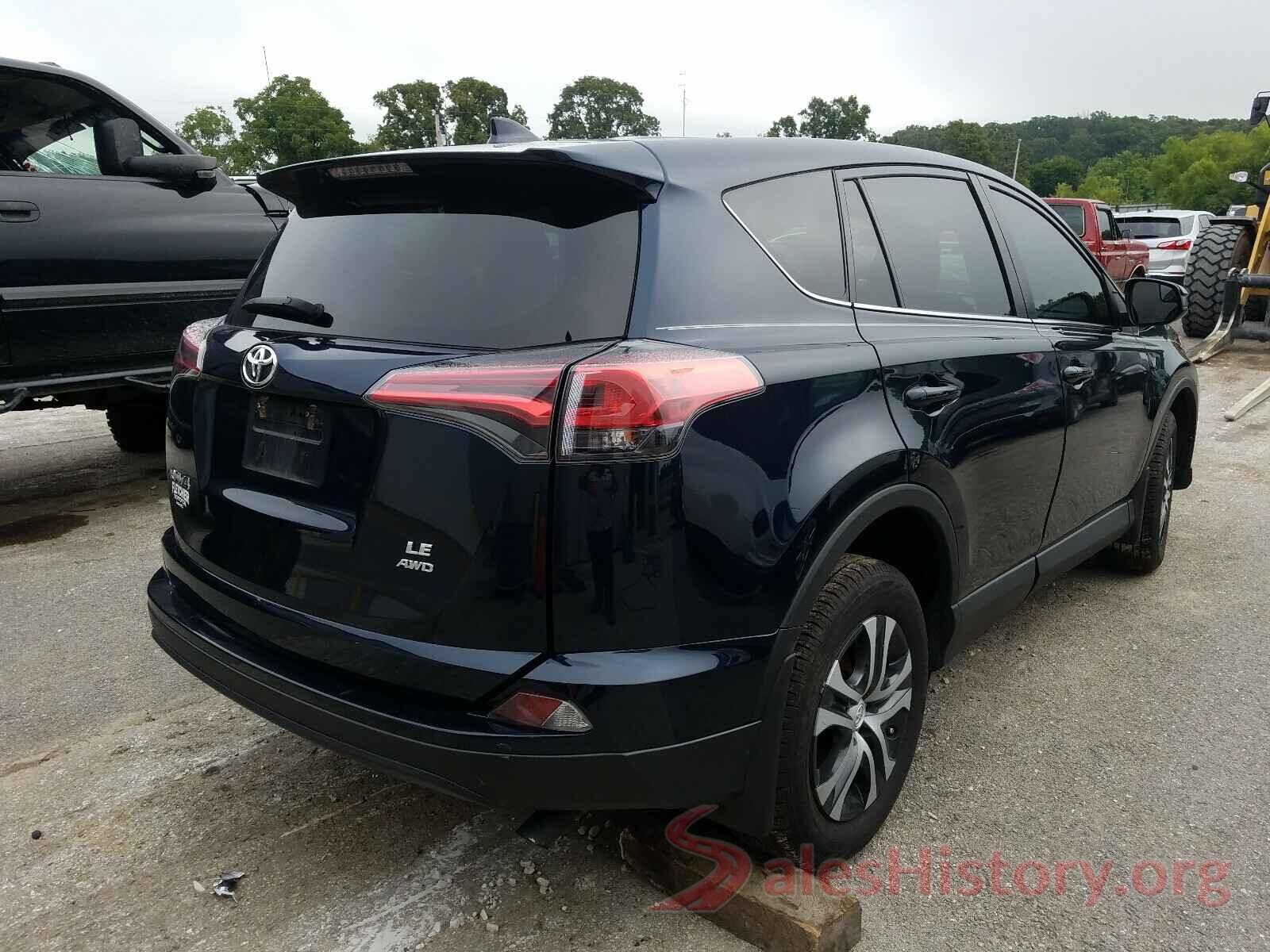 2T3BFREV7JW772329 2018 TOYOTA RAV4