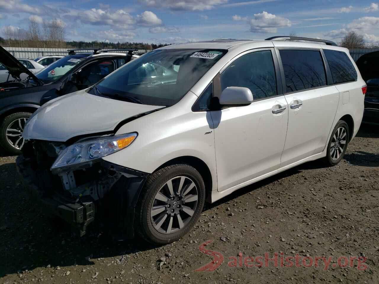 5TDDZ3DC7JS203799 2018 TOYOTA SIENNA