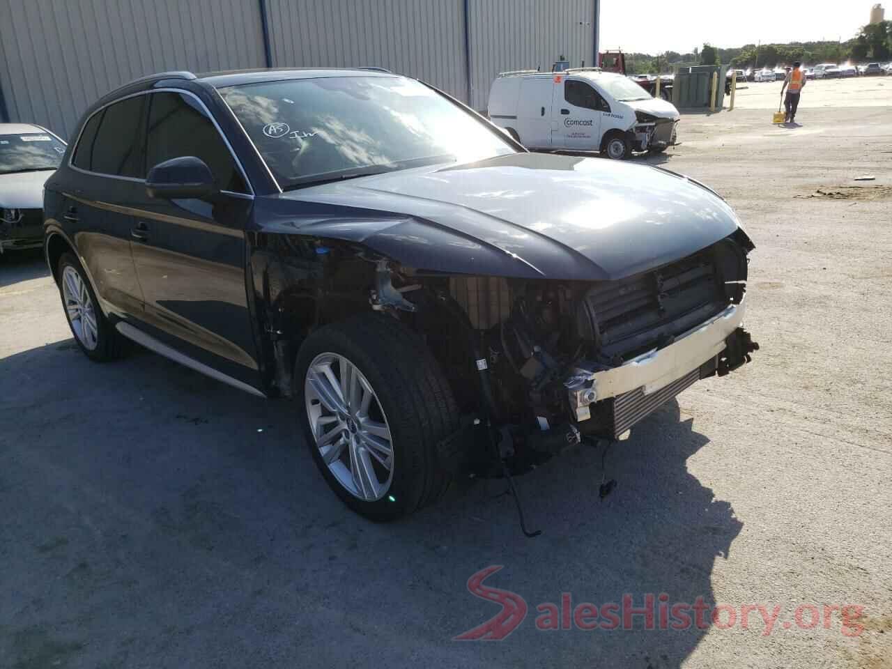 WA1CNAFY8K2092137 2019 AUDI Q5