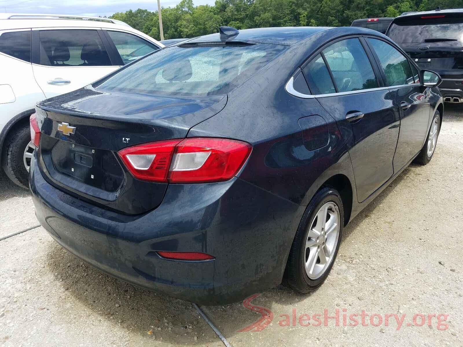 1G1BE5SM2J7158798 2018 CHEVROLET CRUZE