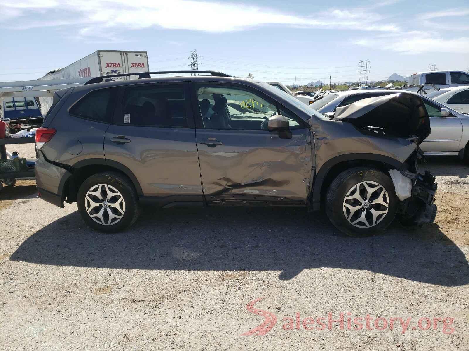 JF2SKAEC6KH538526 2019 SUBARU FORESTER