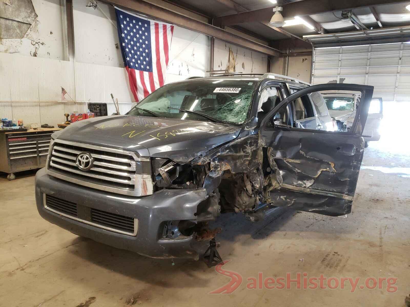 5TDDY5G11JS158285 2018 TOYOTA SEQUOIA