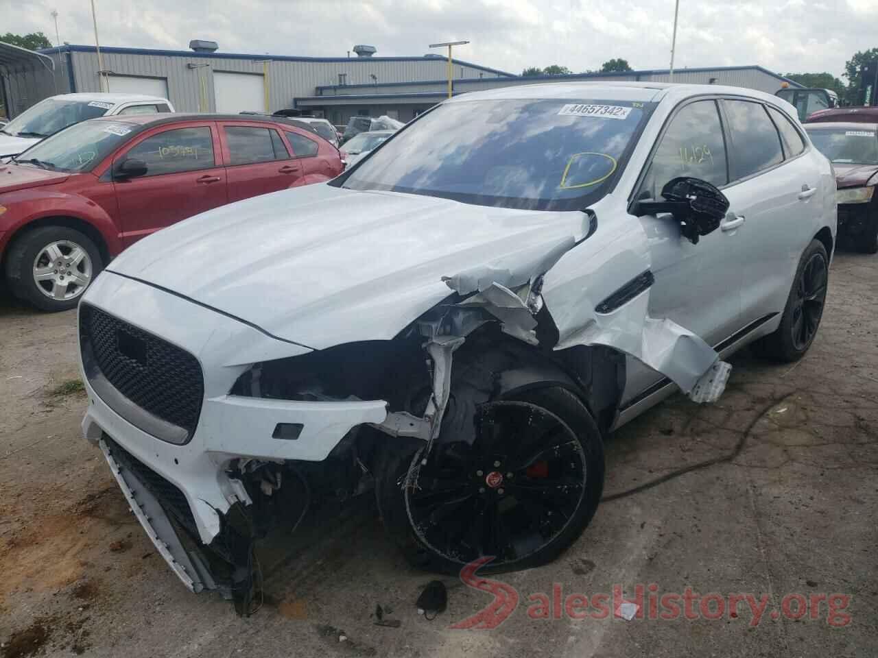 SADCL2BV4HA057353 2017 JAGUAR F-PACE