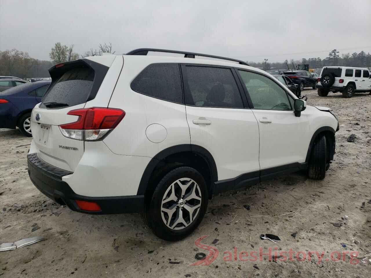 JF2SKAJC6LH555639 2020 SUBARU FORESTER