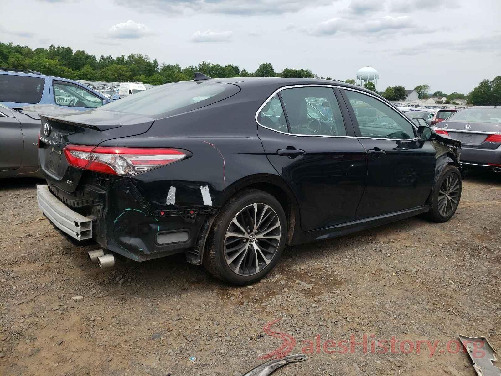 4T1B11HKXKU695063 2019 TOYOTA CAMRY