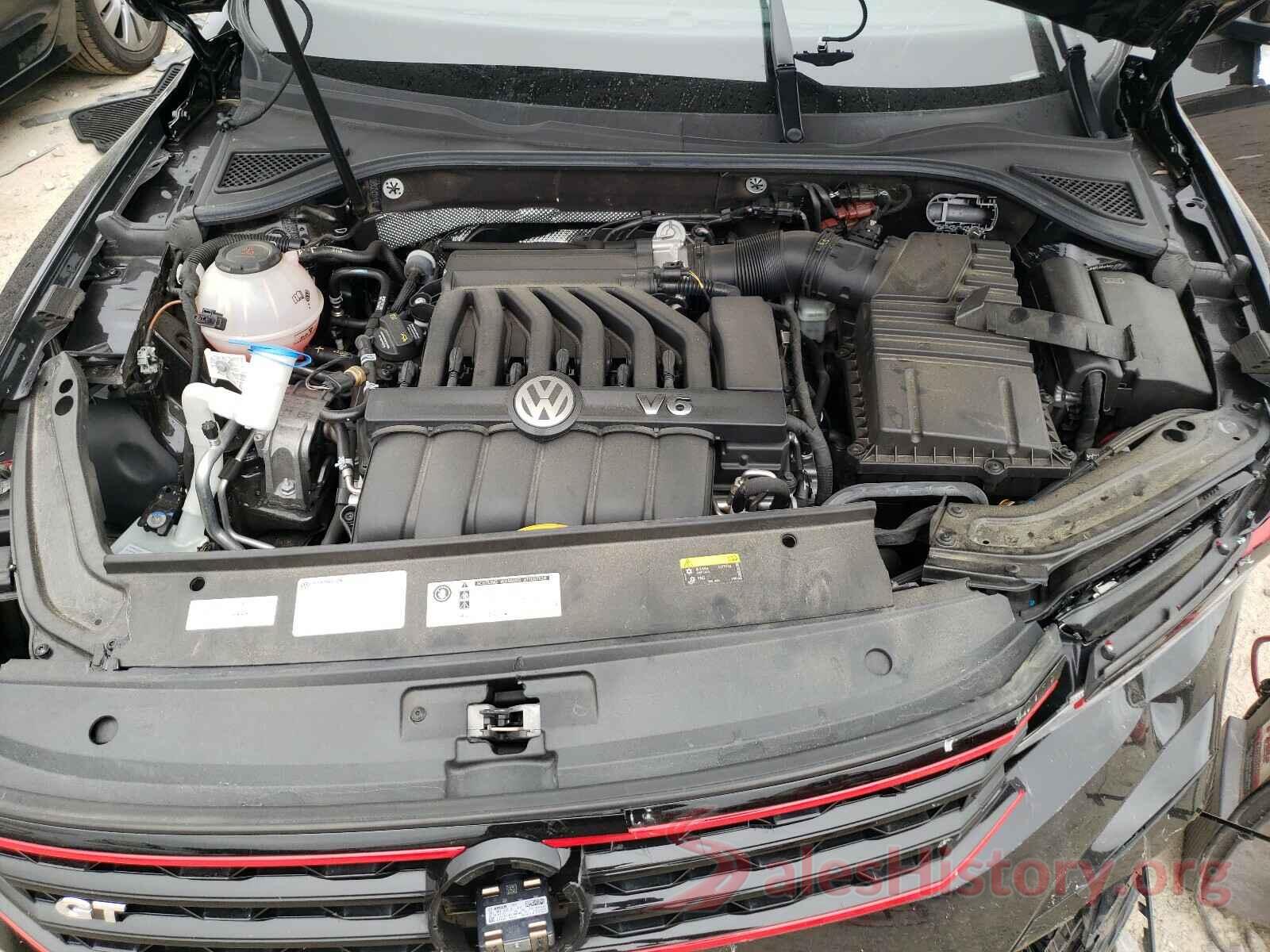 1VWJM7A34JC051606 2018 VOLKSWAGEN PASSAT