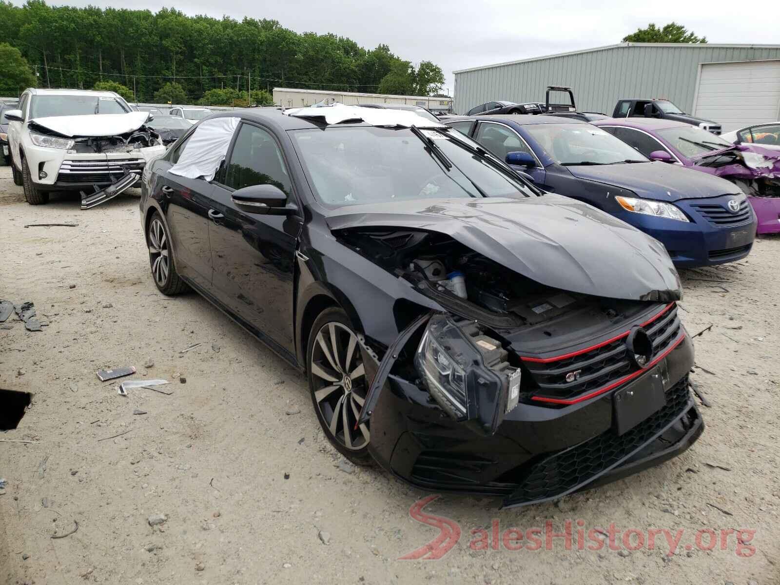 1VWJM7A34JC051606 2018 VOLKSWAGEN PASSAT