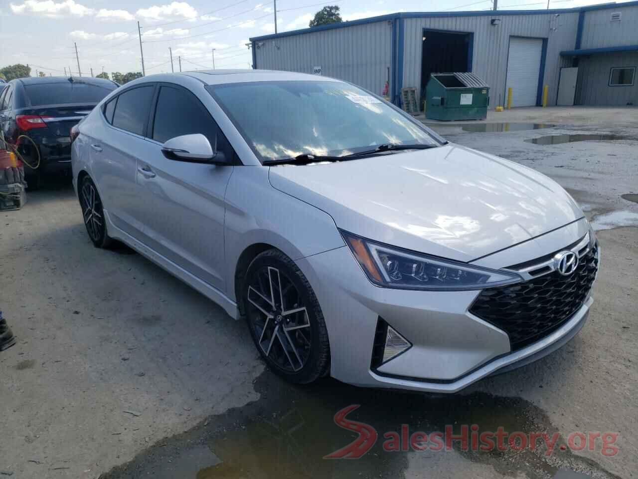 KMHD04LB9KU813608 2019 HYUNDAI ELANTRA