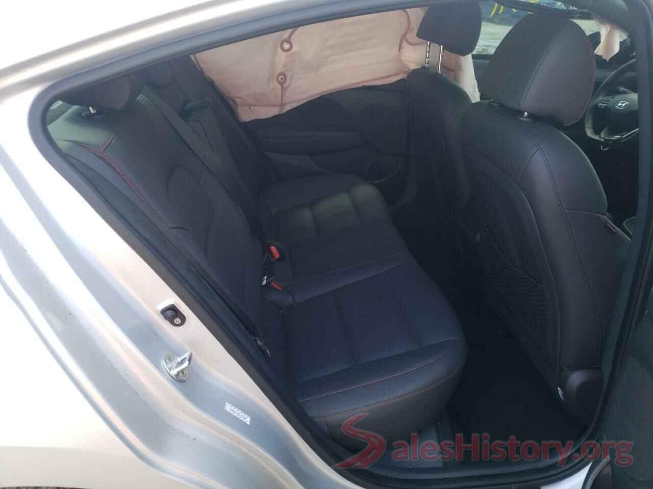 KMHD04LB9KU813608 2019 HYUNDAI ELANTRA