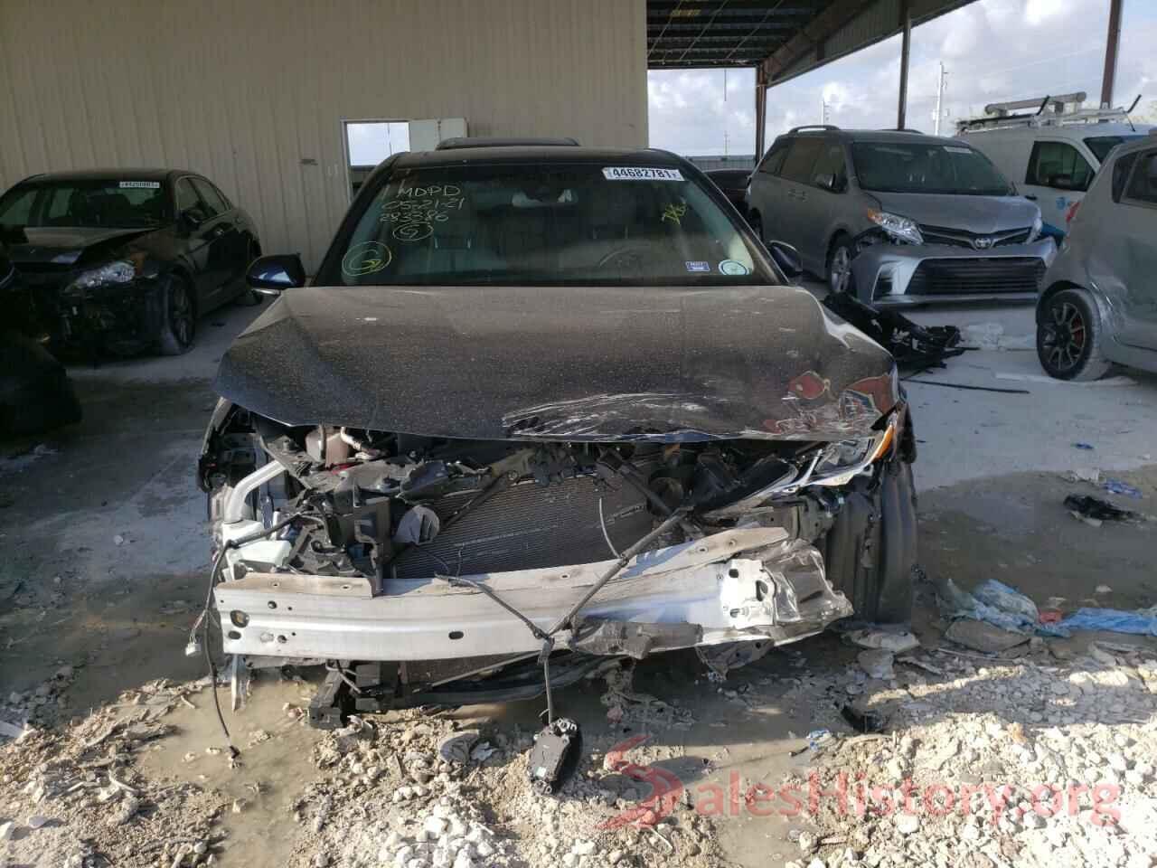 4T1B11HK7JU520803 2018 TOYOTA CAMRY