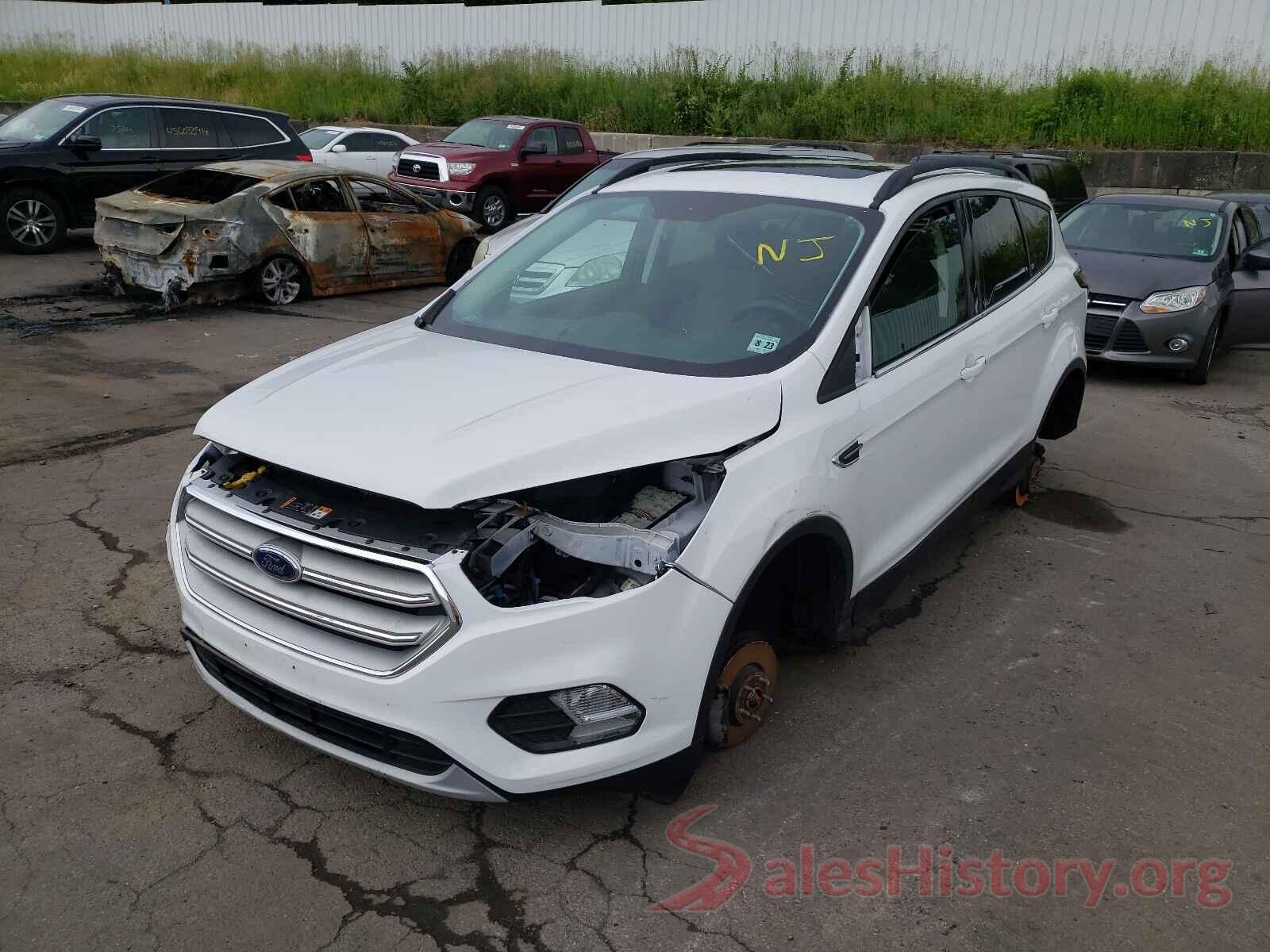 1FMCU0GD9JUA73254 2018 FORD ESCAPE