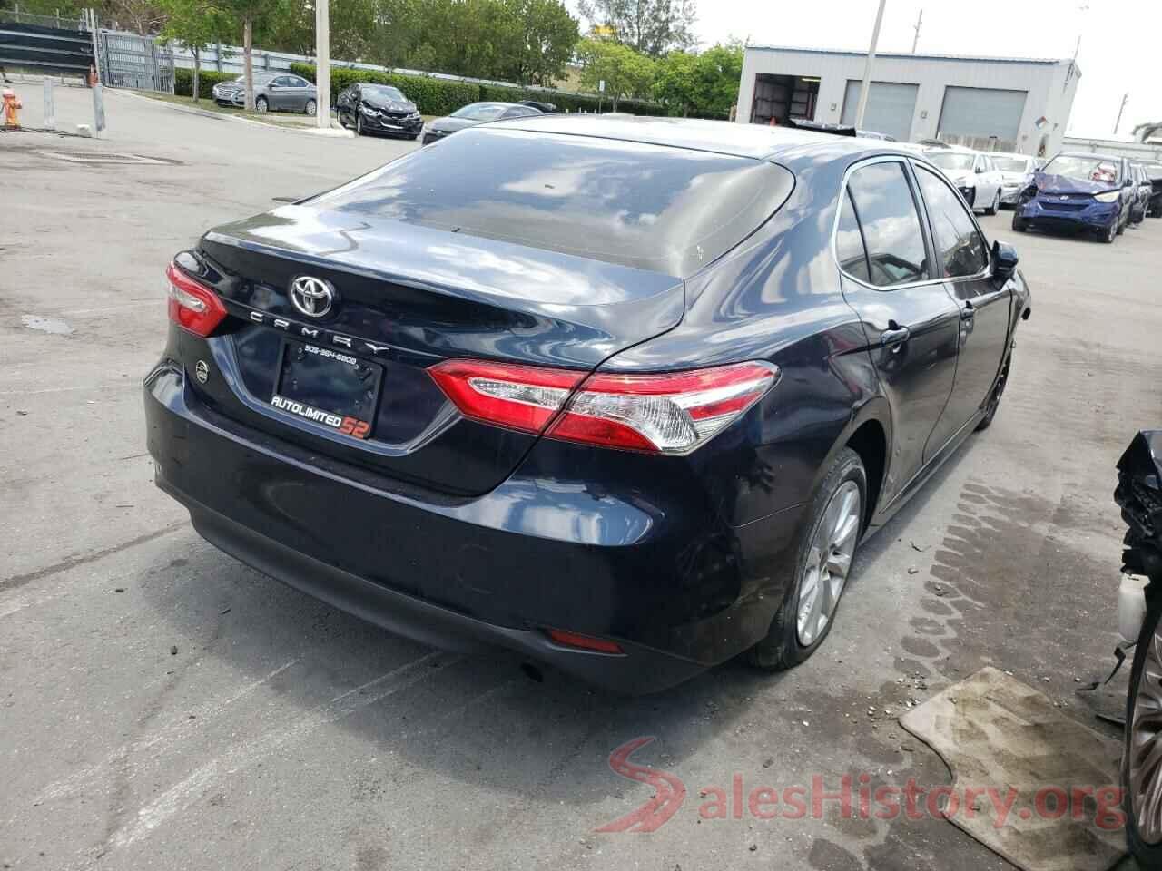 4T1B11HK1JU634005 2018 TOYOTA CAMRY