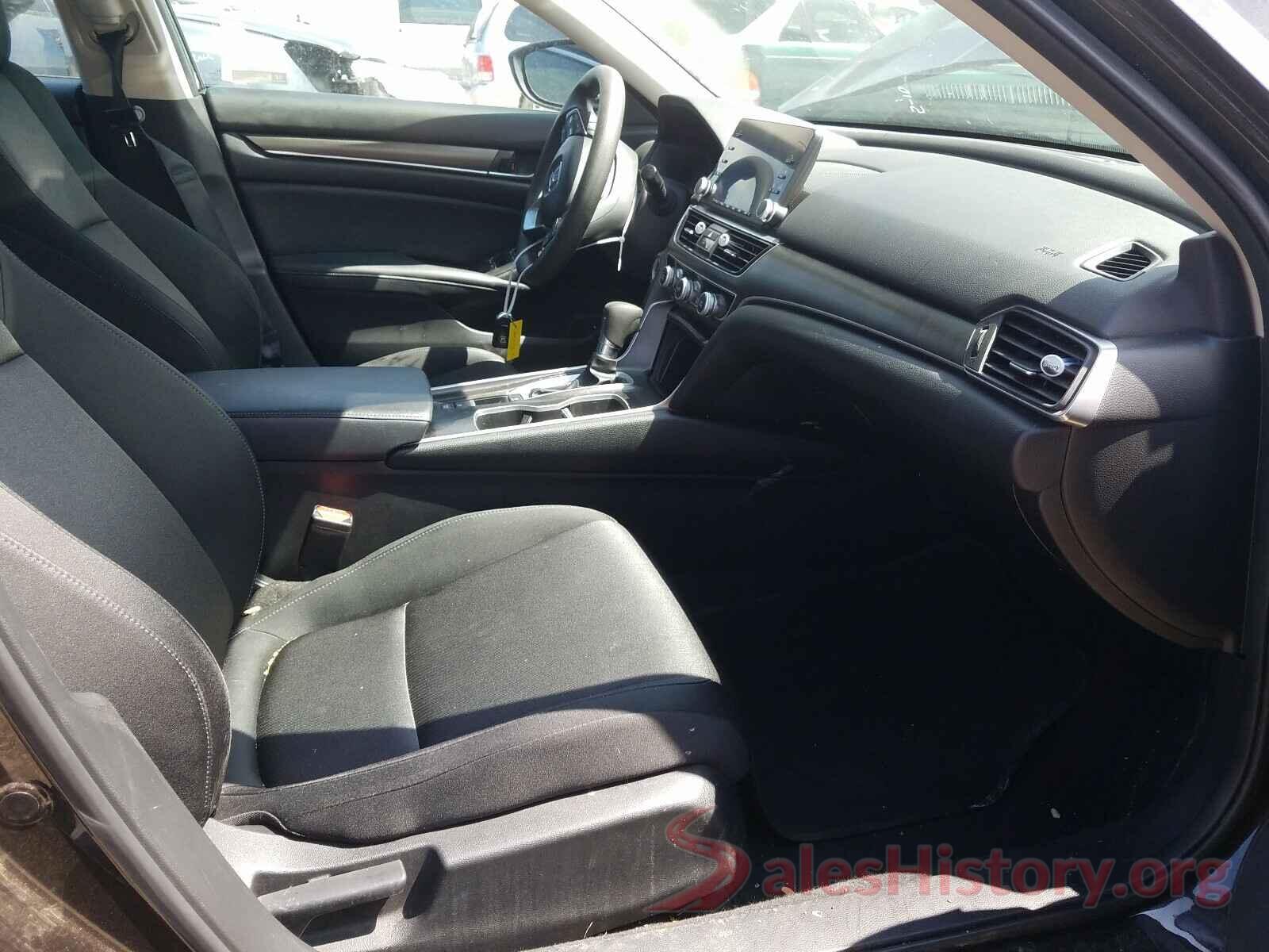 1HGCV1F10JA110211 2018 HONDA ACCORD