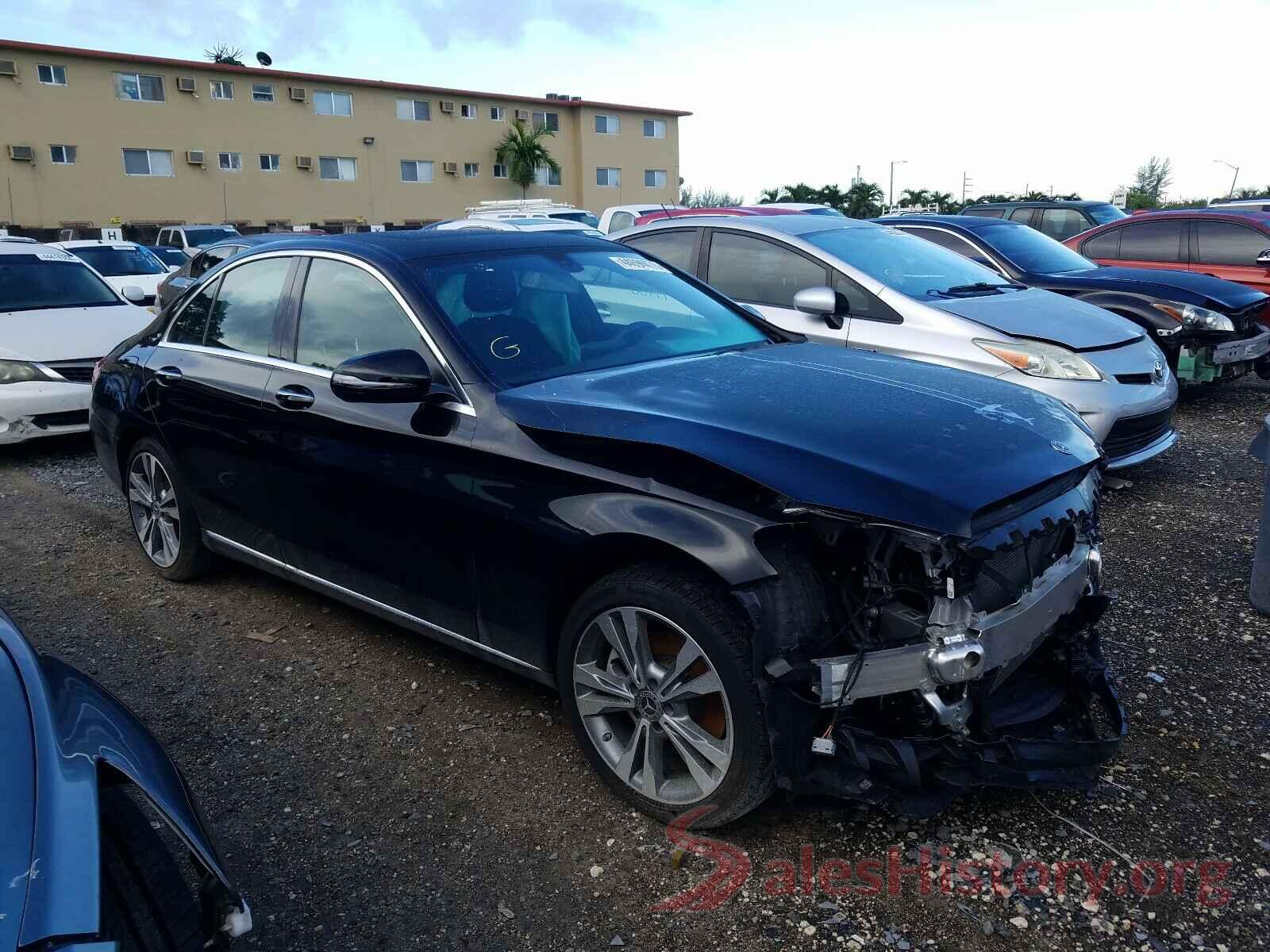 55SWF4JB0JU278804 2018 MERCEDES-BENZ C CLASS