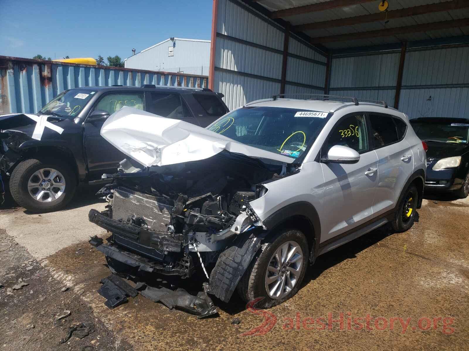 KM8J3CA48JU738570 2018 HYUNDAI TUCSON