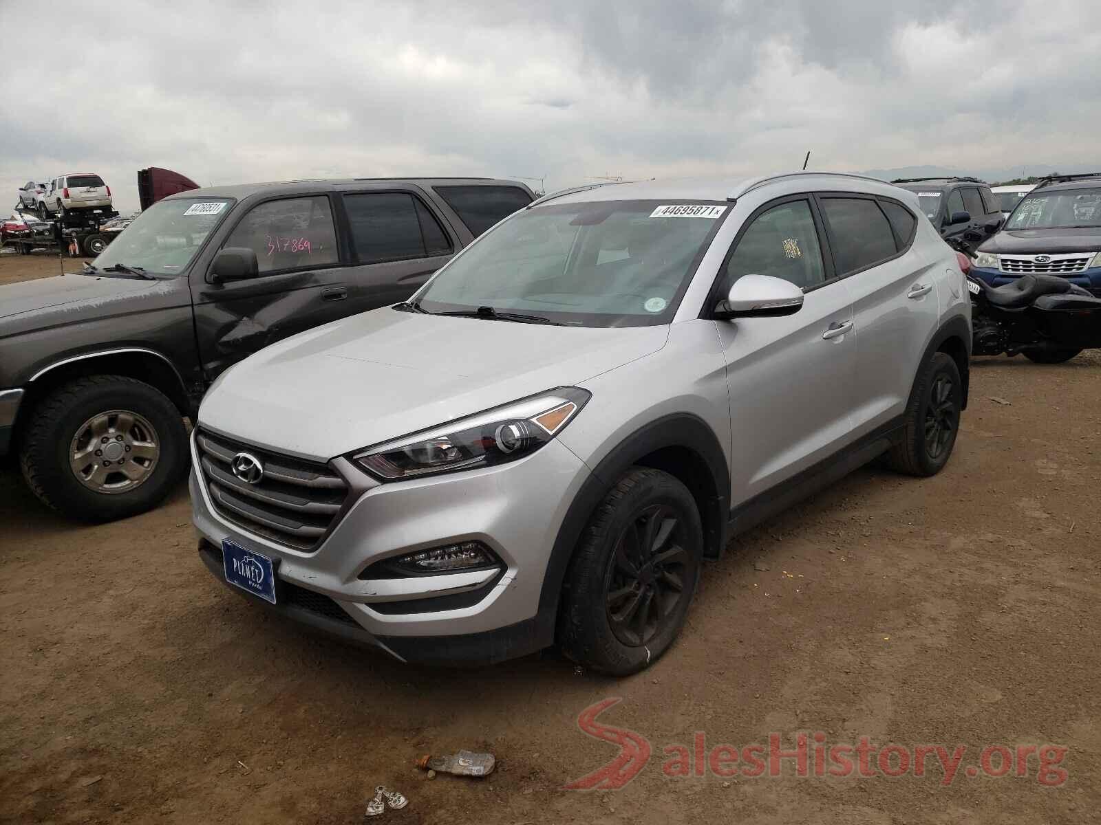 KM8J3CA28GU169582 2016 HYUNDAI TUCSON