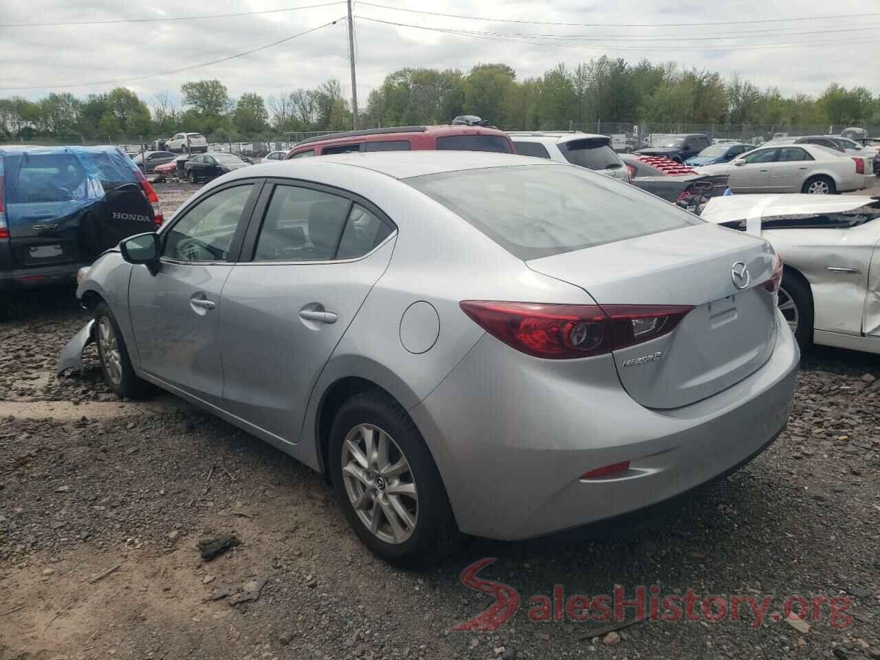 3MZBN1U77JM235109 2018 MAZDA 3