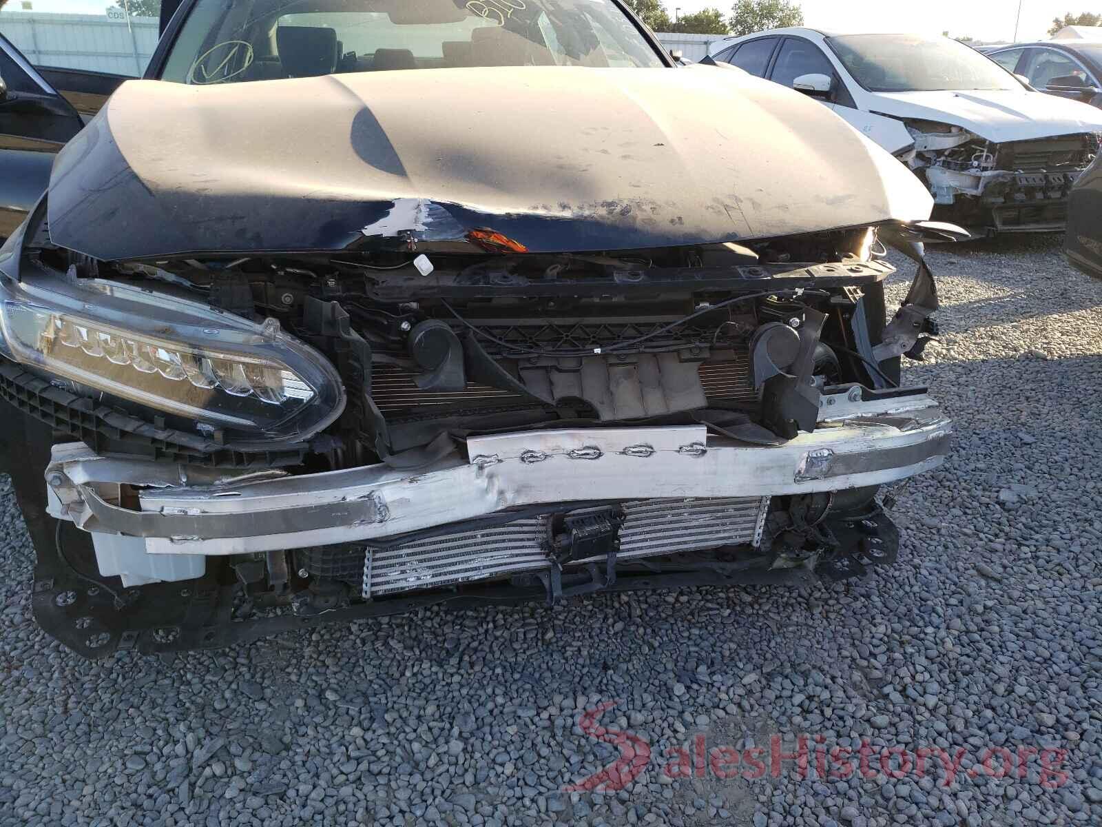 1HGCV1F9XJA065395 2018 HONDA ACCORD